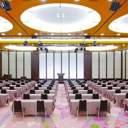 Kyoto Tokyu Hotel Eksteriør billede The 2008 venue, the Grand Ballroom of the Royal Garden Hotel